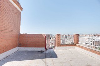 Piso en venta en Les Planes en Hospitalet de Llobregat, L´