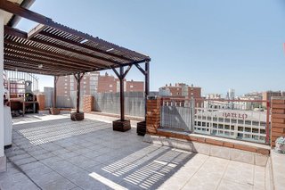 Piso en venta en Les Planes en Hospitalet de Llobregat, L´