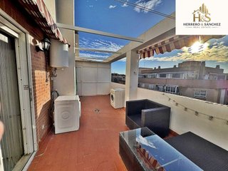 Ático en venta en Carolinas Altas en Alicante