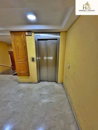Ático en venta en Carolinas Altas en Alicante