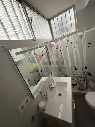 Piso en venta en Parque Victoria Eugenia en Málaga