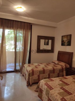 Piso en alquiler en Los Monteros - Bahía de Marbella en Marbella