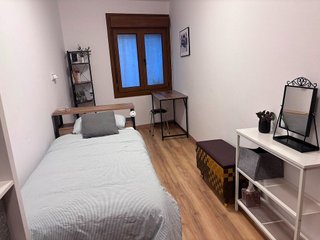 Piso en alquiler en Ensanche - Sar en Santiago de Compostela