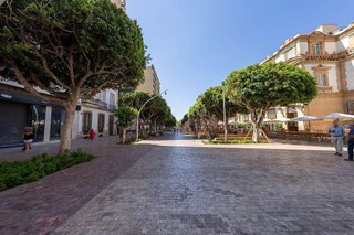Oficina en venta en Centro en Almería