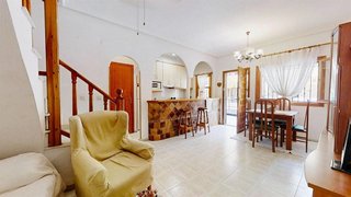 Casa adosada en venta en Torrelamata - La Mata en Torrevieja