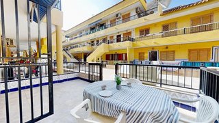 Casa adosada en venta en Torrelamata - La Mata en Torrevieja