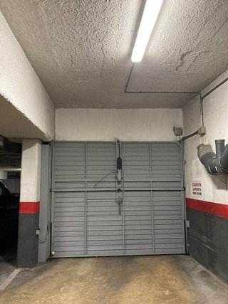 Garaje en venta en Almeda - El Corte Inglés en Cornellà de Llobregat