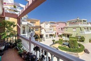 Casa adosada en venta en Bola de Oro - Serrallo en Granada