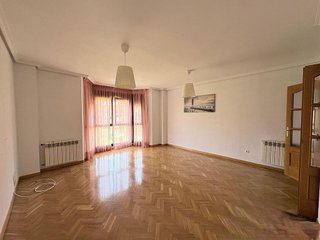 Piso en alquiler en Parque Oeste - Fuente Cisneros en Alcorcón