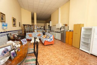 Local comercial en venta en Zona Piscinas en Burriana