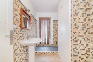 Piso en venta en Camino de Ronda - Rosaleda en Granada