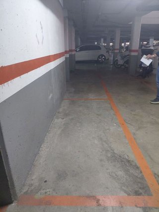 Garaje en alquiler en Eixample Sud – Migdia en Girona