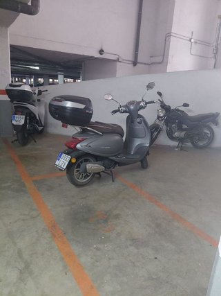 Garaje en alquiler en Eixample Sud – Migdia en Girona