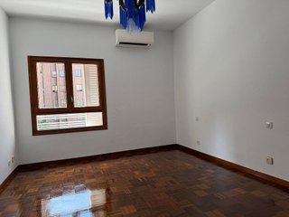 Piso en alquiler en Adelfas en Madrid