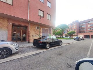 Local comercial en venta en AVE - Villimar en Burgos