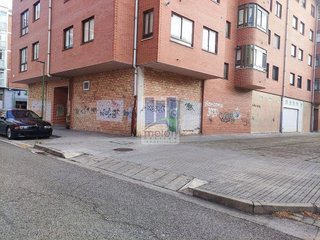 Local comercial en venta en AVE - Villimar en Burgos