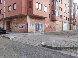 Local comercial en venta en AVE - Villimar en Burgos
