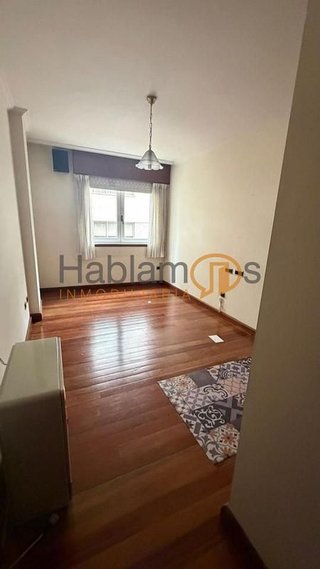 Piso en venta en Zona de Plaza de Barcelos en Pontevedra