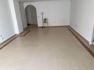 Piso en alquiler en Nueva Andalucía centro en Marbella
