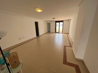 Piso en alquiler en Nueva Andalucía centro en Marbella