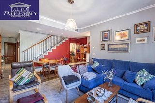 Casa adosada en venta en Bola de Oro - Serrallo en Granada