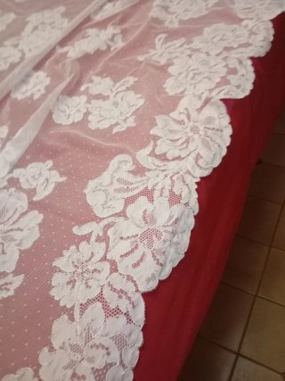 Mantel  de altar de encaje Alençon blanco