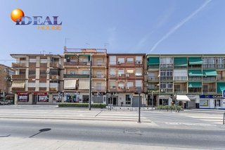 Local comercial en venta en Maracena