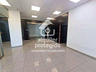 Local comercial en venta en Valderas - Los Castillos en Alcorcón