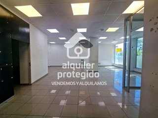 Local comercial en venta en Valderas - Los Castillos en Alcorcón