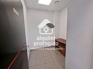 Local comercial en venta en Valderas - Los Castillos en Alcorcón