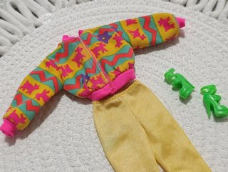 Accesorios Barbie Vintage: Ropa y Zapatos
