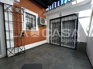 Chalet en venta en Montequinto en Dos Hermanas