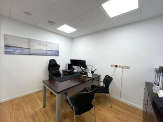 Oficina en alquiler en Centre en Girona