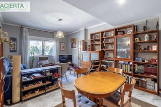 Casa adosada en venta en Bola de Oro - Serrallo en Granada