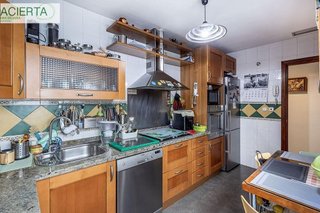 Casa adosada en venta en Bola de Oro - Serrallo en Granada