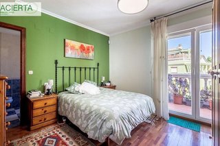 Casa adosada en venta en Bola de Oro - Serrallo en Granada