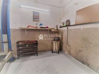 Local comercial en alquiler en Mercado en Alicante