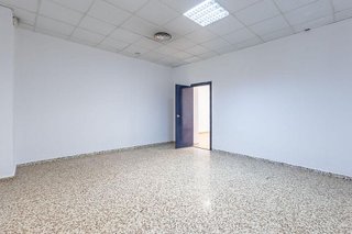 Local comercial en venta en Maracena