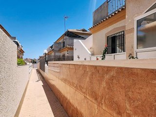 Chalet en venta en Playa Flamenca - Punta Prima en Orihuela