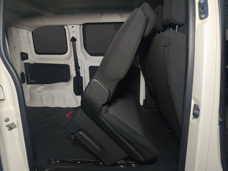 Peugeot Expert 2021, foto 16