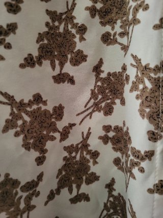Falda larga estampada botones