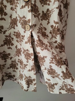 Falda larga estampada botones