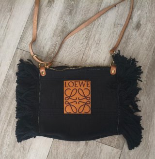 Bolso flecos negro y marrón