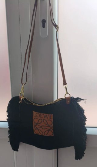 Bolso flecos negro y marrón