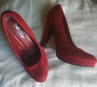 Zapatos de tacón rojos Fashion by Margot