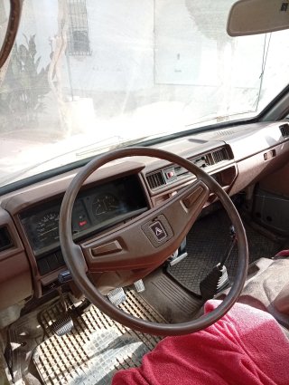 Nissan Vanette 1989