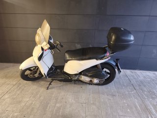 Aprilia  Scarabeo 125 2012