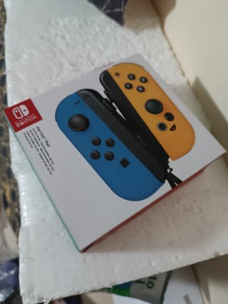 Pacchetto Joy-Con Nintendo Switch Blu e Giallo