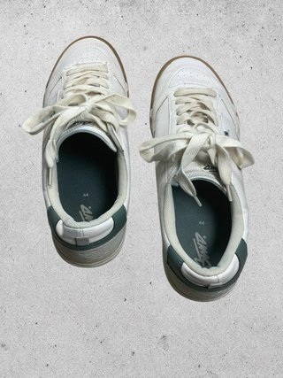 Pull and Bear White Skate Sneakers Gum Size 44