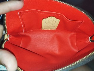 Pochette cosmetique Louis Vuitton
